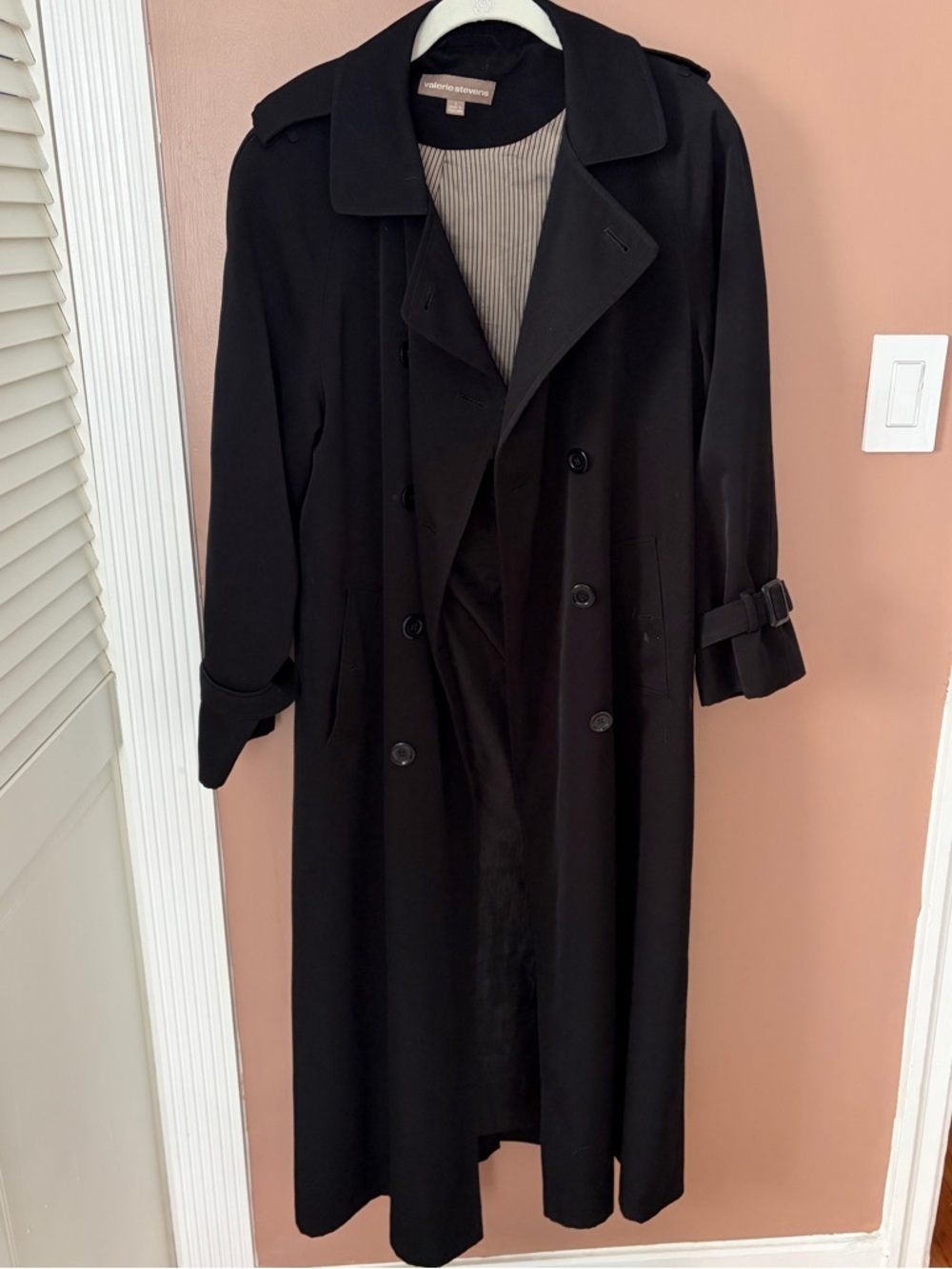 Vintage Valerie Stevens black lightweight trench coat